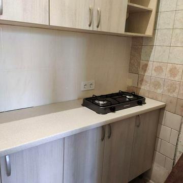 Івана Мазепи просп. (Петровського), 11