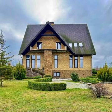 Продам дом в смт Бабаи! ДОБРОТНЫЙ дом с подземным гаражем! Ландшафт