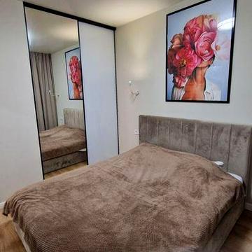 Сдам 1 комн квартиру+кухню-студию на Ильфа и Петрова. Свободна