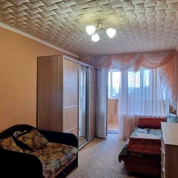 Гарна квартира на Таврійському.  Будинок цегла . Автономне опалення .