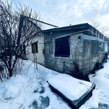 Продаж великого будинку в селі по Роменській трасі .