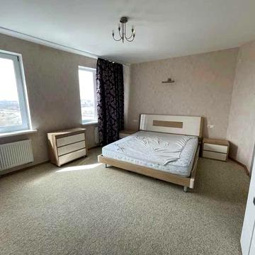 Продам 1к квартиру 68м2 в ЖК Парус, 522 м-н (18064) ЖК Парус