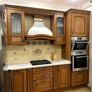 Здам укомплектовану квартиру в новобудові, р-н Чайки з власним гаражем