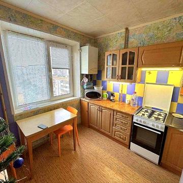 Терміновий продаж 2 кімнатной квартири.вул.Незалежності(попова)