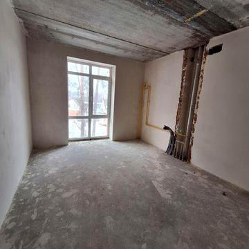 Продам 1к квартиру з початковим ремонтом в лісовій Бучі!