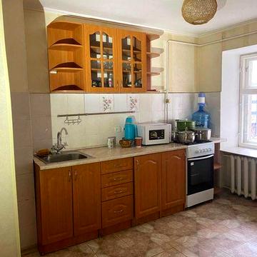 Продам 2к кв. Л.Лук*яненка(Тимошенко) 19. М.Мінська-5 хв пішки.Без ком