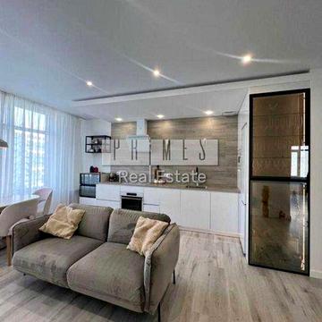 Продаж 2к 69м2 новий ремонт Галактика Євгенія Сверстюка 4 Генератор ЖК Галактика