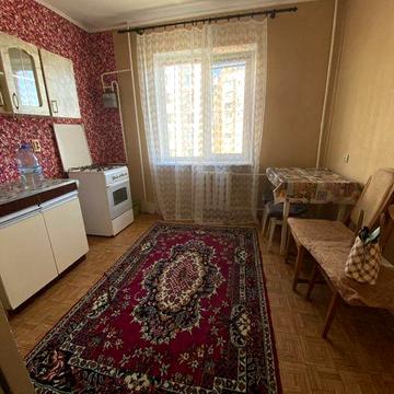 Оренда укомплектованоі 1 кімнатноі поруч з центром міста