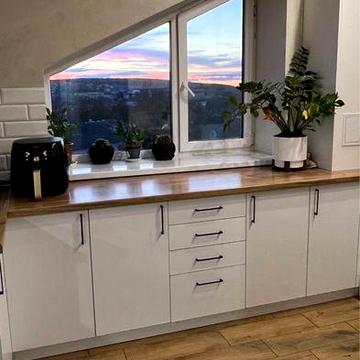 Мансарда 108 м² у сучасному будинку (вул. Грушевського)