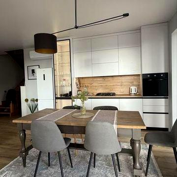 Оренда дворівневоі квартири по вул. Г.Майдану