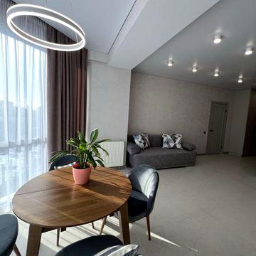 Продаж сучасноі квартири вул.Володимира Великого