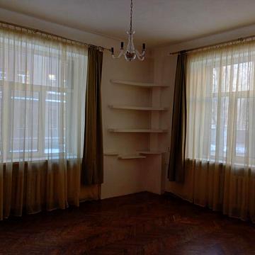 Квартира у центрі міста під житло або бізнес