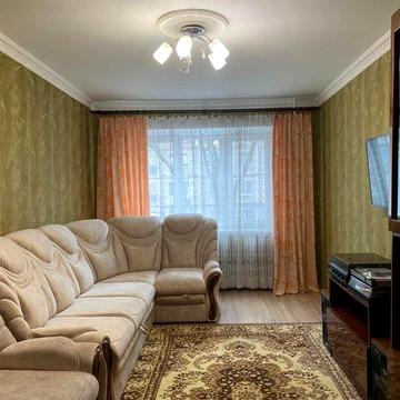 Продам 2х комн квартиру на 5 микрорайоне