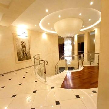 Пятихатська вул.