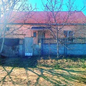 Продам капитальную   дом-дачу со всеми удобствами 22 тыс