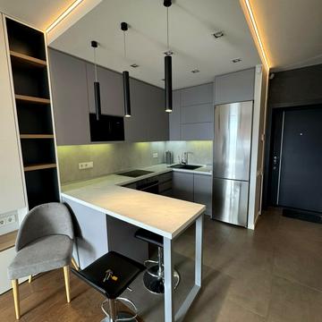 Нижньоключова вул., 14