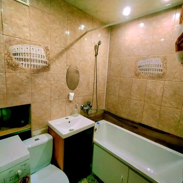 Продаж 2-кімнатна квартира в гарному стані.