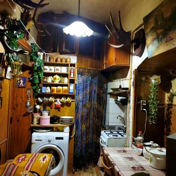 Князя Романа вул. (), 24