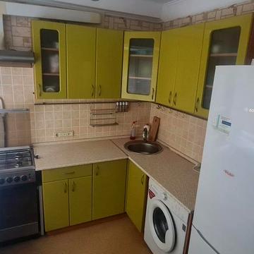 Лесі Українки бульв., 28