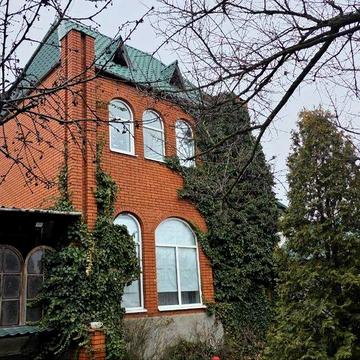 Сдам дом . Шевченковский район .