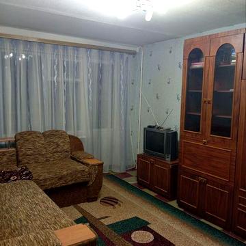 Сдам 1 кв Левый берет Караван. 6999