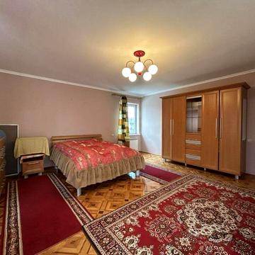 Продаю будинок в Коломиї, збережений, будували для себе