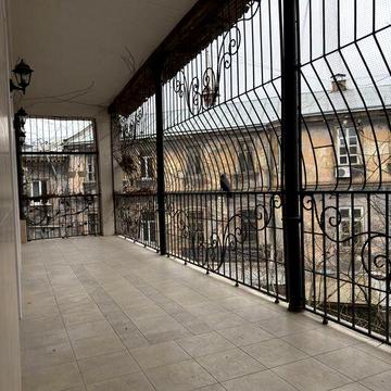 Продам квартиру в центре города, Гор Сад . Дерибасовская