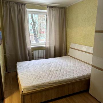 Сдам 2х комн квартиру м. Дворец Спорта