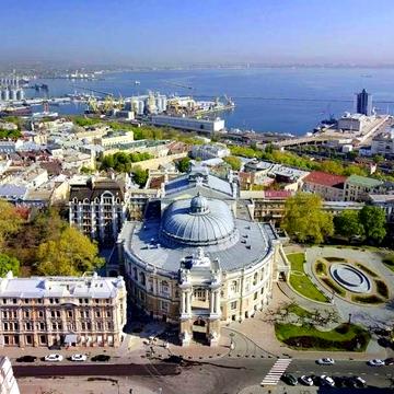 Продам 2-х ком в Центре города. Парк. Море