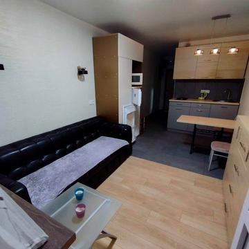 Сдам квартиру новый дом Жемчужная 11 длительно.