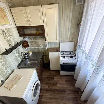 Телефонуйте !Вільна до поселення   Здам 1 кім  київська