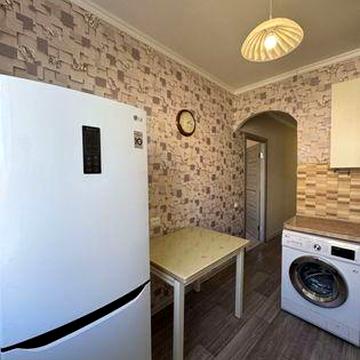 Сдам 2 комнатную проспект Леси Украинки