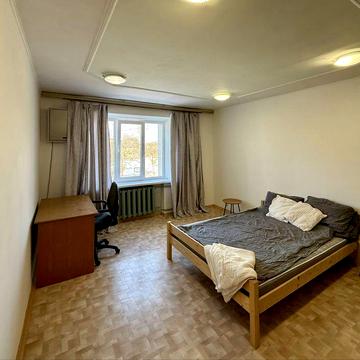 Однокімнатна квартира центр без комісії, від власника