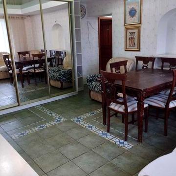 2 комн. квартира кухня с гостинной, вул. Празька,3 эвро.метро 2спальни