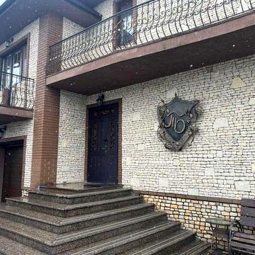 Шикарний, ексклюзівний будинок 375 м з авторським дизайном