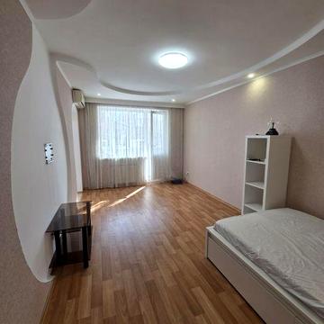 Здам 1кім. квартиру нагірна частина.