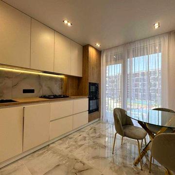 Вигідна ціна! Велика півторакімнатна - 42м2! В крутому ЖК біля Центру!