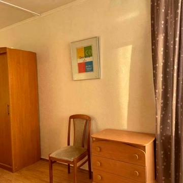 Осіння вул., 33