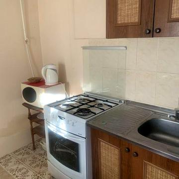 Здається будинок на короткий термін.