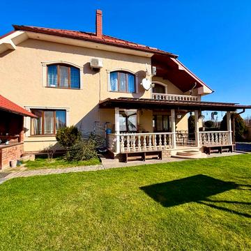 Продаж унікального автономного будинку з характером та стилем! Ужгород