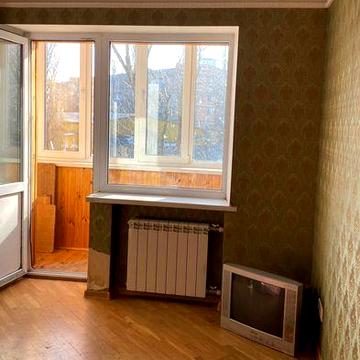 Продаж 2-х кім квартири на Миру 17 Дарницька площа Соборності