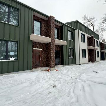 Таунхауси в Ірпені  з власним озером! Екслюзивний дизайн висока якість