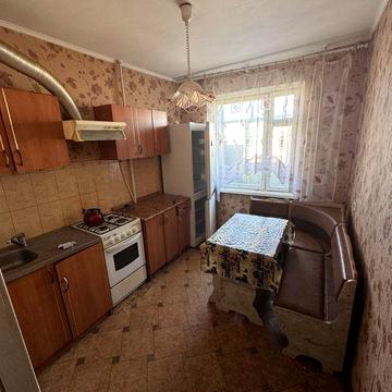 Оренда  3-х кімнатноі квартири р-н Голівуда