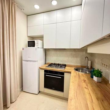 ЦЕНТР МІСТА! 1к квартира з ремонтом та балконом! Газове обладнання!