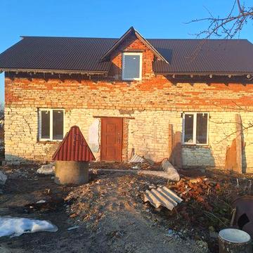 Продаж будинку в селі