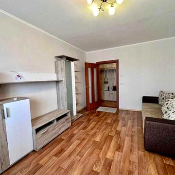 1к., ЖК Молодіжний квартал, вул. Ващенка 1, м. Осокорки 10 хв..