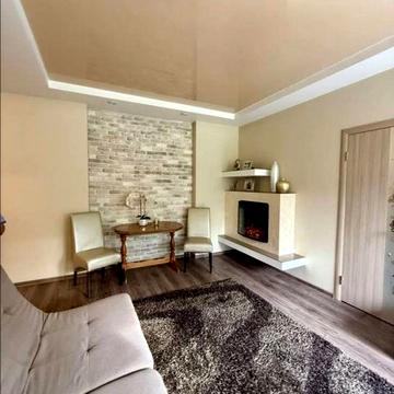 Продається 3 к. будинок в Новокодакському  р-ні.