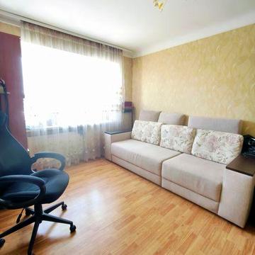 Центр,продаж двокімнатної квартири. Автономне опалення.Леха качинськог