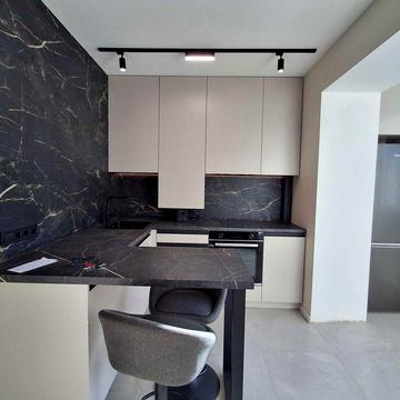 Перша сдача вул. Університетська 2к, оренда 2к