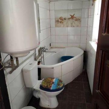 Здам  будинок  ЦЕНТР також Є СЕВЕРНИЙ до 10 місць документи офіційно